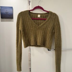 URBAN OUTFITTERS Sweater (Medium)